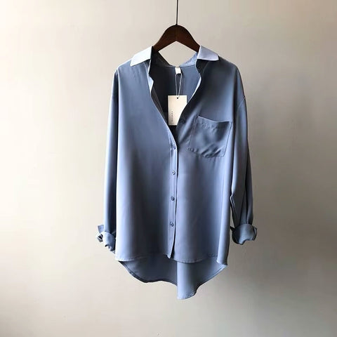 Selbstbewusstsein und Eleganz | Lunor™ Bluse