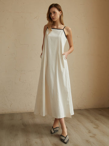 Clara | Elegantes Maxikleid mit Kontrastabschlüssen