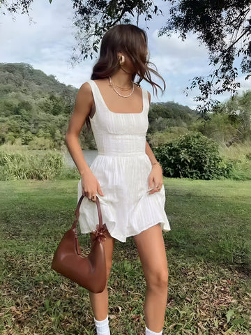 Carina | Romantisches Sommerkleid mit quadratischem Ausschnitt