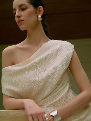 Leonie | Elegante asymmetrische plissierte Bluse