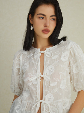 Clara | Verspieltes Hemd mit Blumenmuster und Puffärmeln