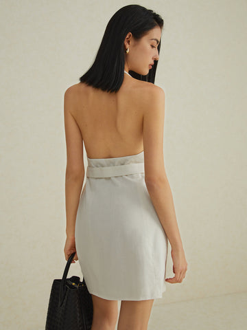 Clara | Elegantes rückenfreies kurzes Kleid mit Gürtel