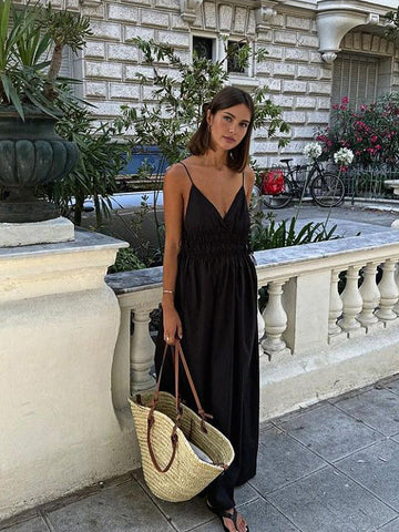 Laura | Elegantes rückenfreies Cami-Kleid mit Kordelzug