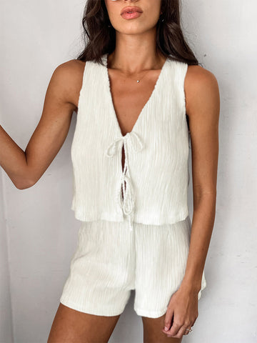 Mia | Modisches Anzug-Set mit Schleife und Shorts