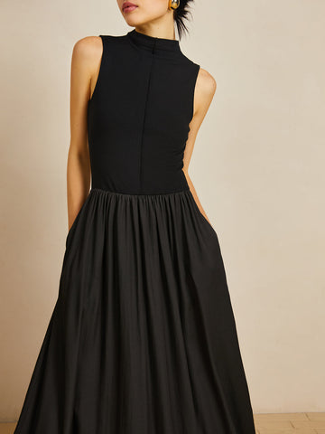 Clara | Elegantes Midi-Kleid mit Stehkragen