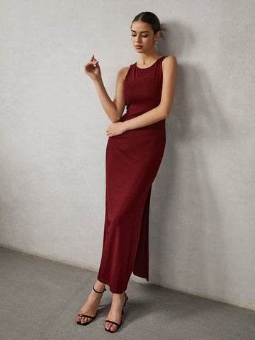 Clara | Elegantes Maxikleid mit Seitenschlitz und Rückenfreier Gestaltung