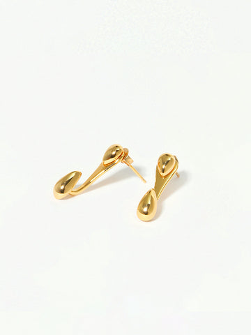 Clara | Elegante Ohrstecker in Tropfenform