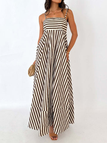 Clara | Gestreiftes Maxikleid mit Faltenlegung