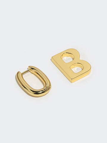 Clara | Goldene B-Buchstaben-Pendelohringe