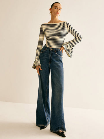 Laura | Gestreiftes Stricktop mit Rüschensleeves