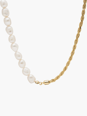 Lisa | Elegante Twist Perlen-Halskette