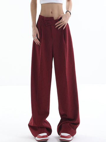 Clara | Modische asymmetrische Nadelstreifenhose mit hoher Taille