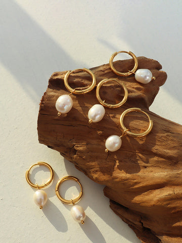 Mia | Elegante Hoop-Ring Perlenohrringe