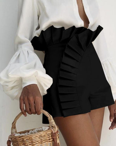 Elena | Elegante Shorts mit Rüschendetails