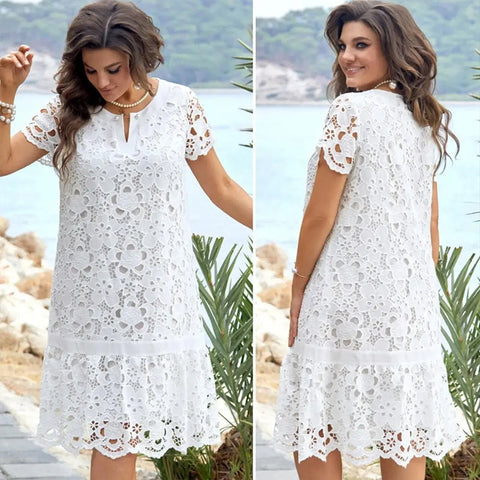 Nika | Ausgeschnittenes Blumenkleid Plus Size