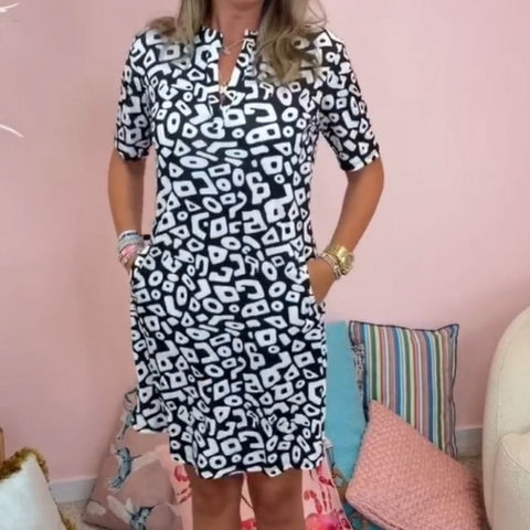 Yolanda | Damen Lässiges Kurzarm-Kleid mit V-Ausschnitt und Muster